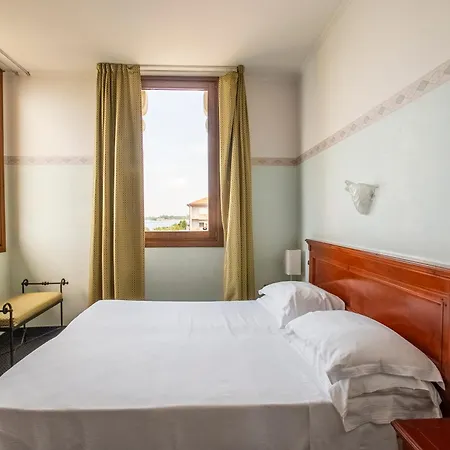 Russo Palace Готель 4*