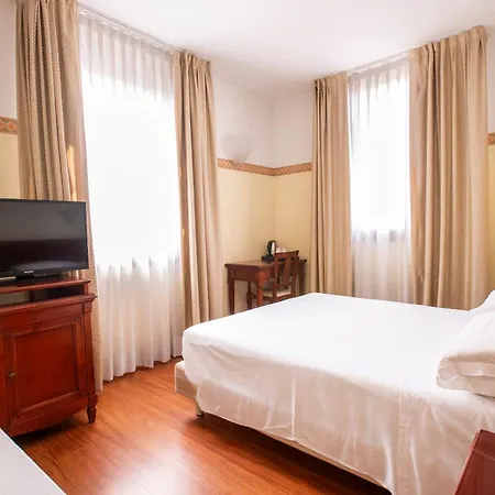 Russo Palace Готель 4*