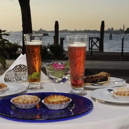 Russo Palace 4* Λίντο της Βενετίας