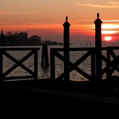 فندق روسو بالاس 4*