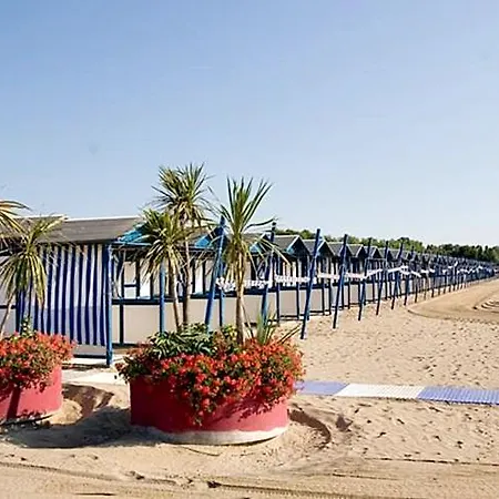 روسو بالاس فندق