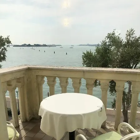 Russo Palace Ξενοδοχείο Λίντο της Βενετίας