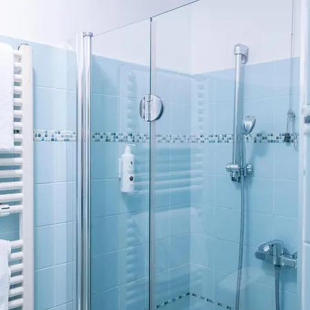 روسو بالاس البندقية-ليدو