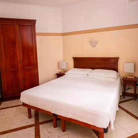 روسو بالاس 4* البندقية-ليدو