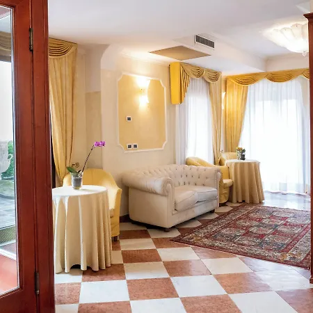 Russo Palace Lido de Venise