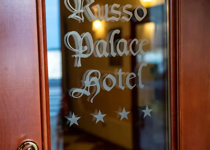 Russo Palace Отель