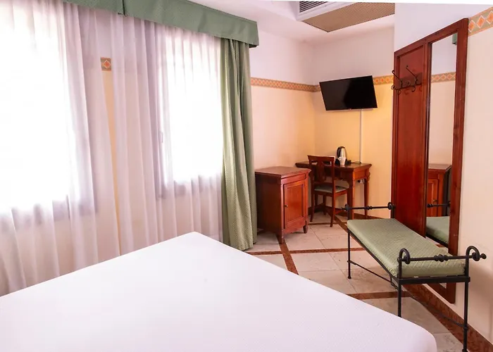 Отель Russo Palace