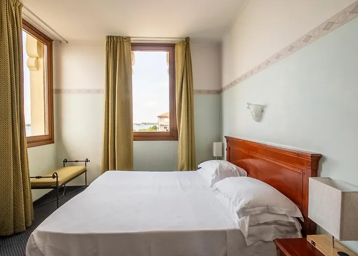 Russo Palace Отель 4*