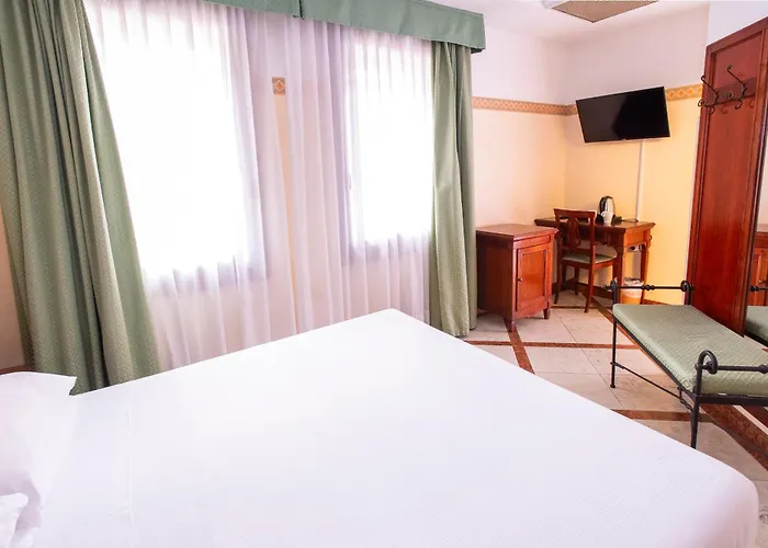 Отель Russo Palace