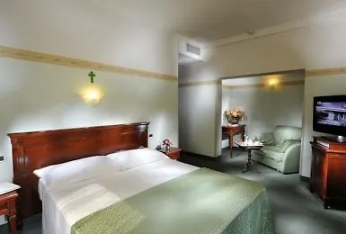 روسو بالاس 4*